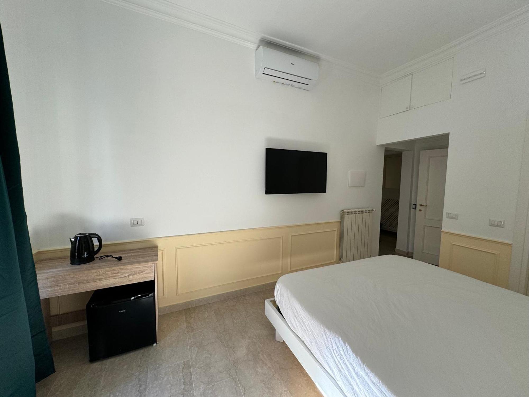 Costantino Rooms Rome Extérieur photo